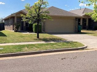1101 Switzerland Ave, Yukon, OK 73099