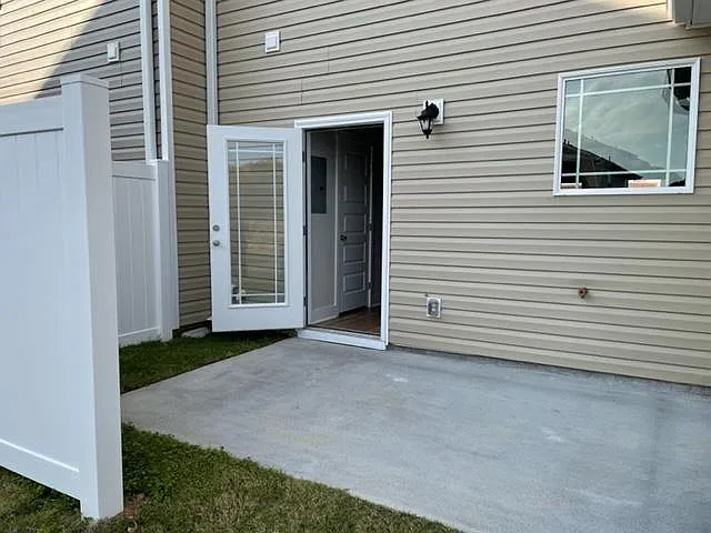 4012 Angelica Ct #4012 — Photo 9