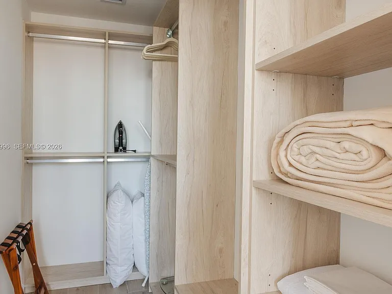 225 N Miami Ave #3203 — Photo 7