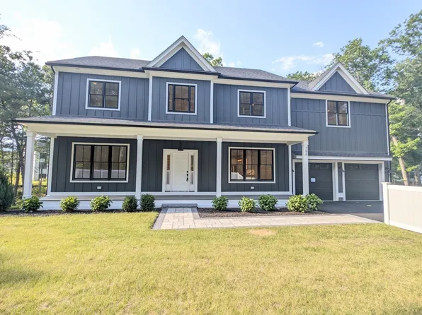 786 Main St, Hudson, MA 01749