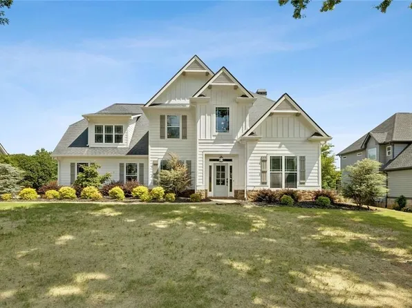 1211 Ora Lee Ln, Winder, GA 30680