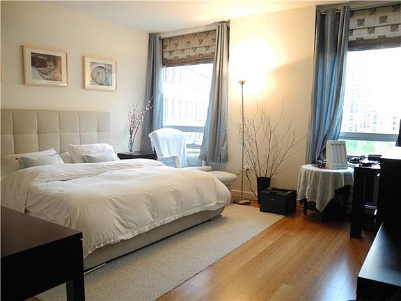 3rd image of 2 River Ter APT 7A