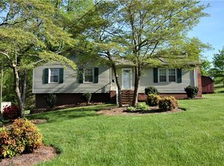 5041 Wrangler Dr, Winston Salem, NC 27101
