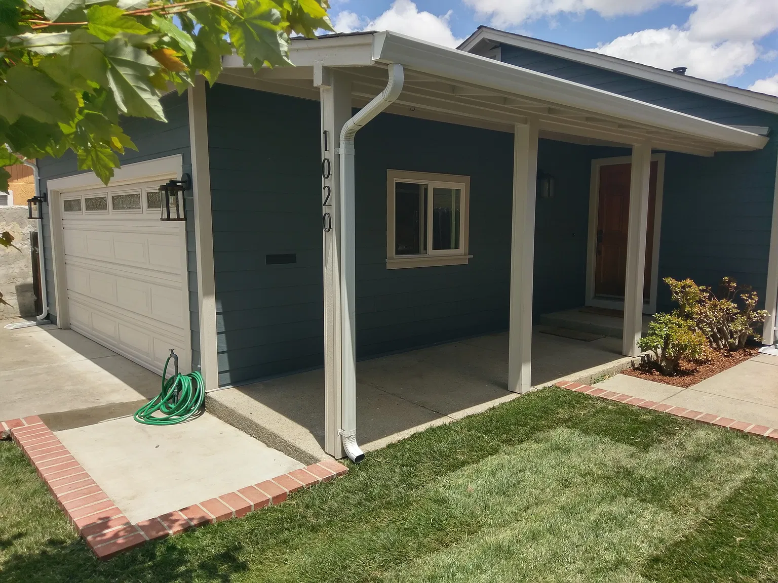1020 Spencer Ave — Photo 2