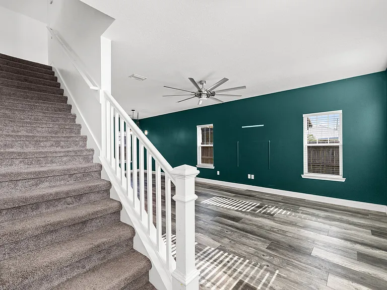 5423 Debi Rd — Photo 3