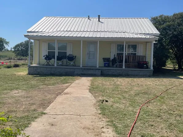 300 R T Ln, Weatherford, TX 76085