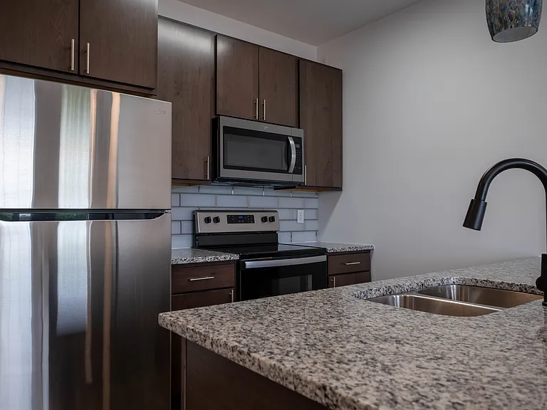 The Pearl Apartments — Photo 5