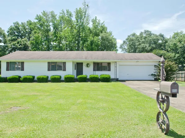 18383 Elles Dr, Athens, AL 35611