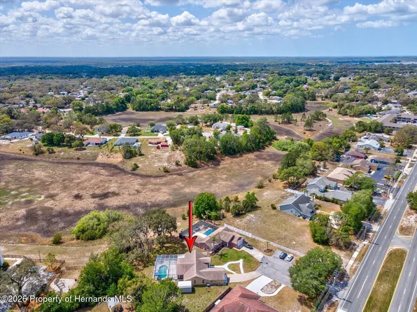 8052 Spring Hill Dr, Spring Hill, FL 34606