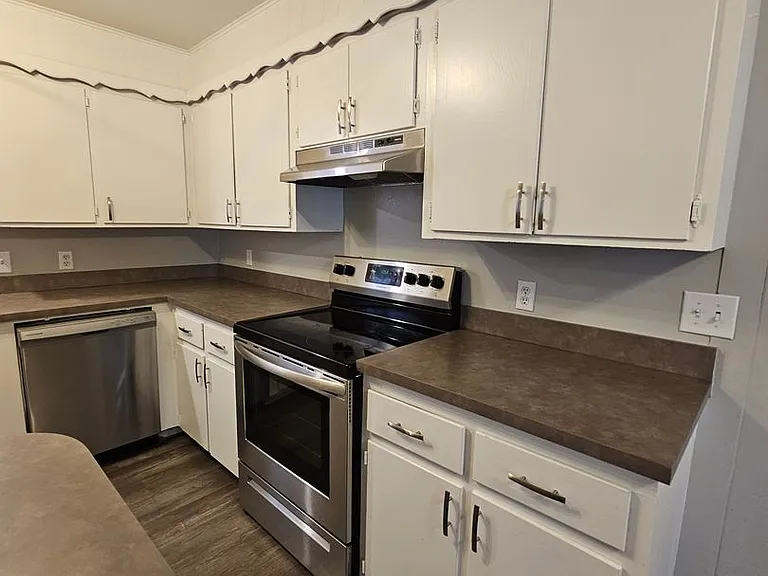 Broadway Apartments in Rose District — Photo 16