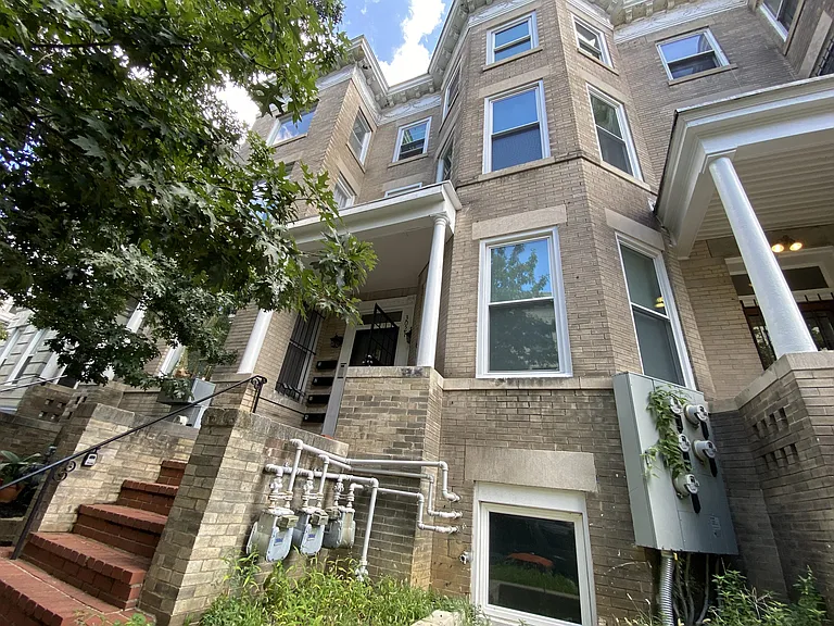 2800 Wisconsin Ave NW #409 — Photo 18