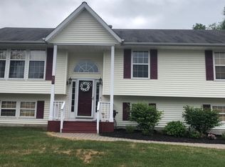 58 Maple Ave, Chester, NY 10918