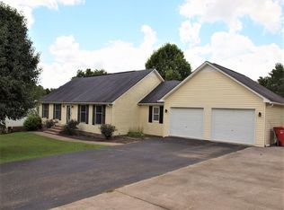 3020 Dogwood Springs Dr, London, KY 40744