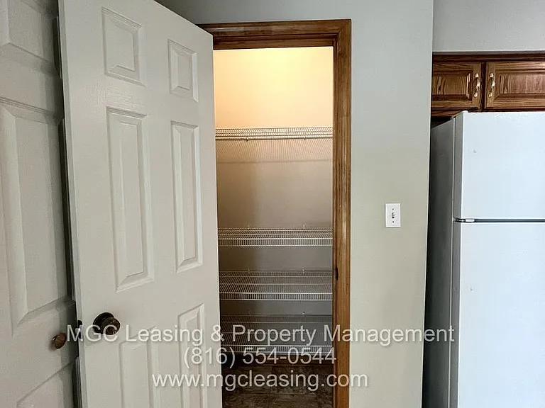622 Willow Ln #B — Photo 5