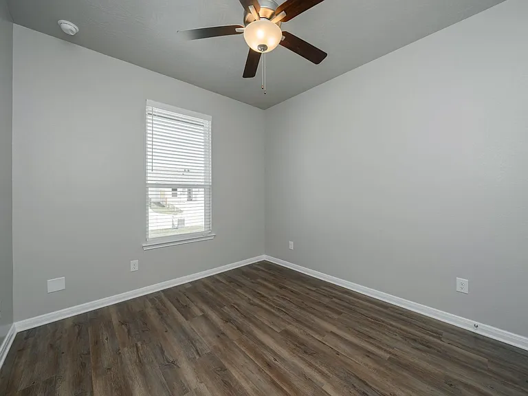 2047 Vintage Farms Way #1 — Photo 32