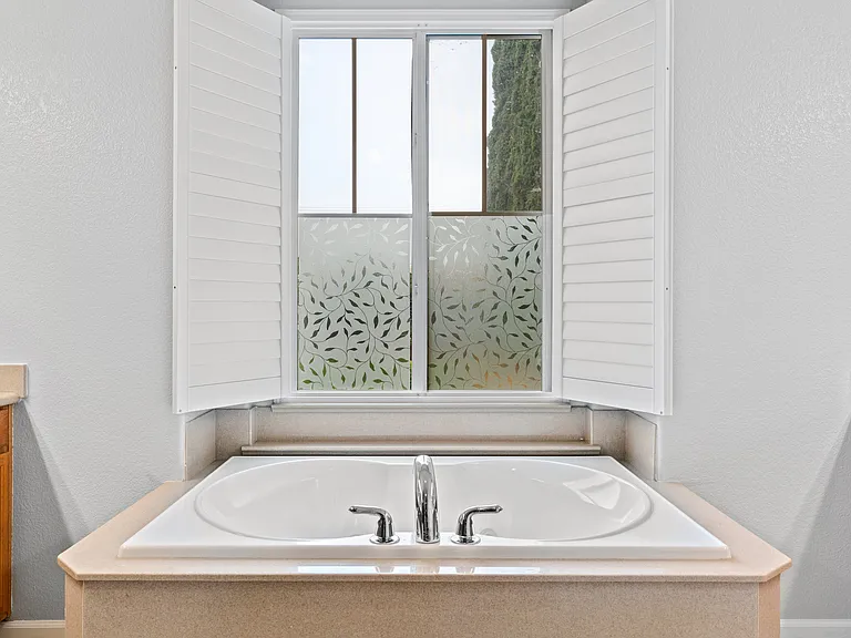 3927 Hidden Grove Ln — Photo 23
