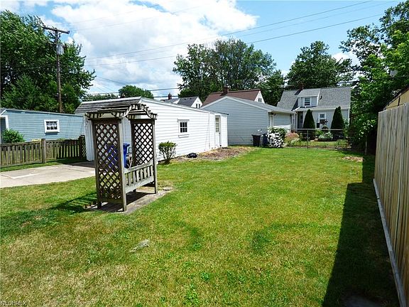 2nd image of 17425 Puritas Ave