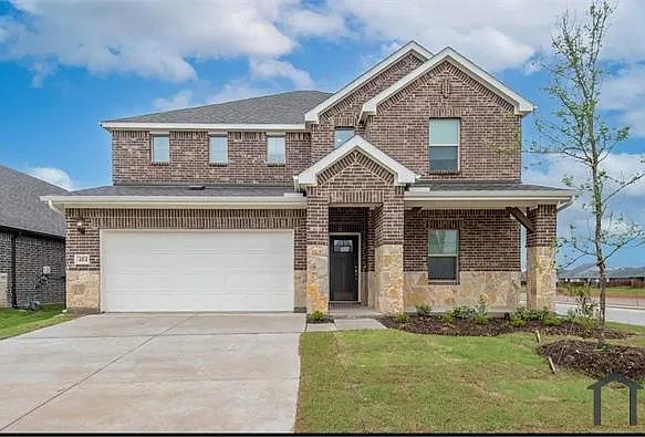 404 Dempsey Dr — Photo 2