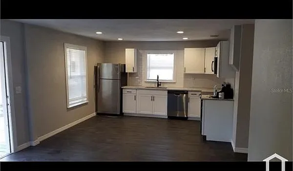 3 bed, 1500 sqft, $3,850 — Photo 1