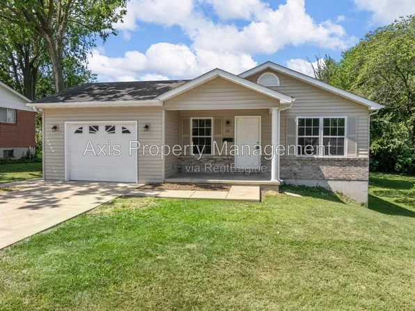 19 Fair Ct, Troy, MO 63379