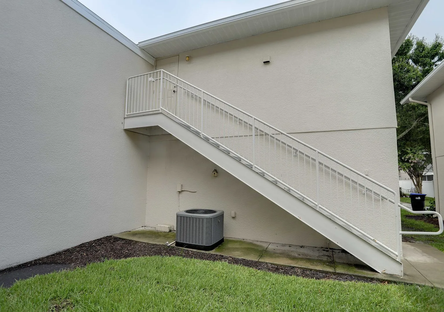 14222 Sonco Avenue (Studio Apt) — Photo 2