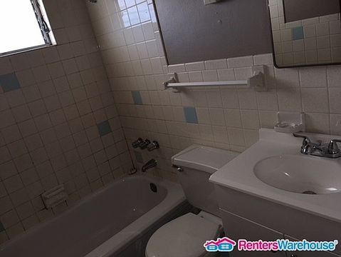 4th image of 10833 Glen Garry Rd