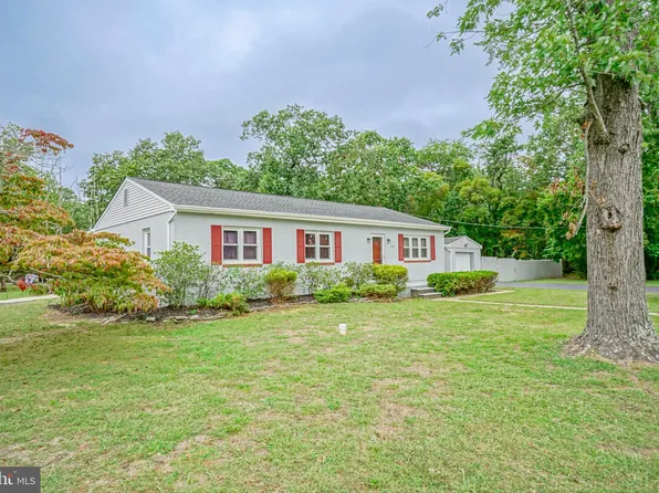 119 W Collings Dr, Williamstown, NJ 08094