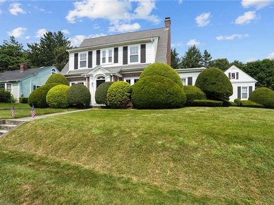 81 Overhill Rd, East Greenwich, RI, 02818