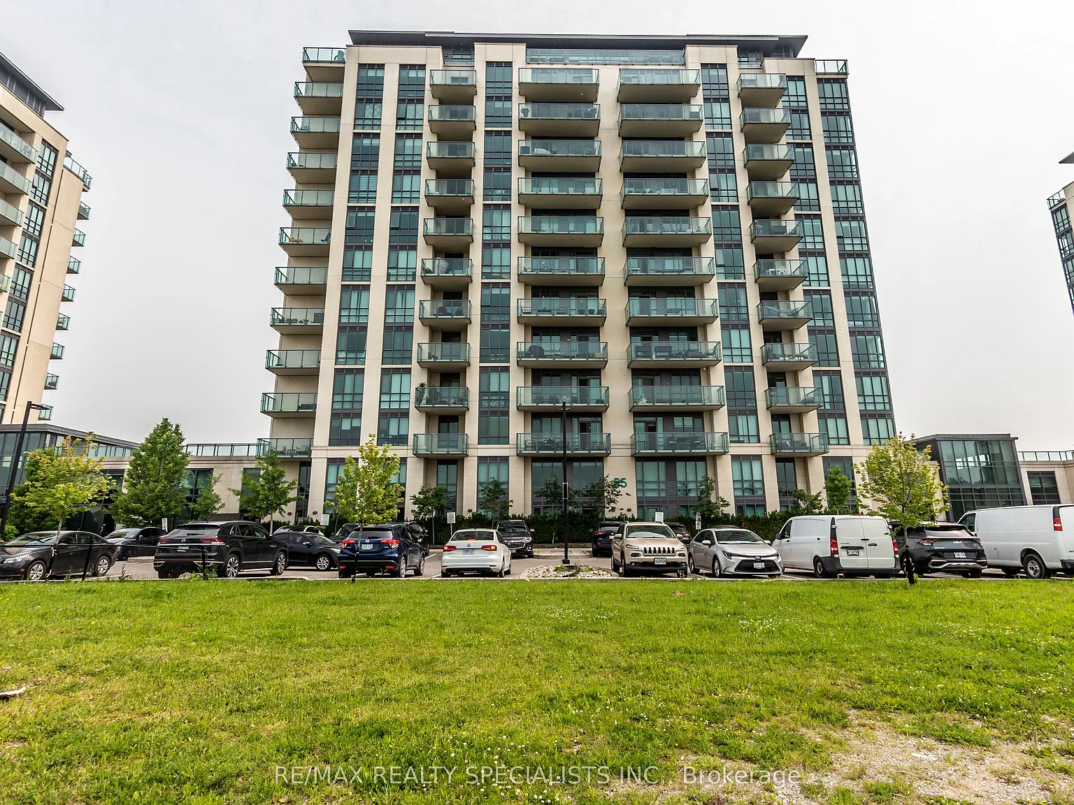 2 bed, $2,200 — Photo 2