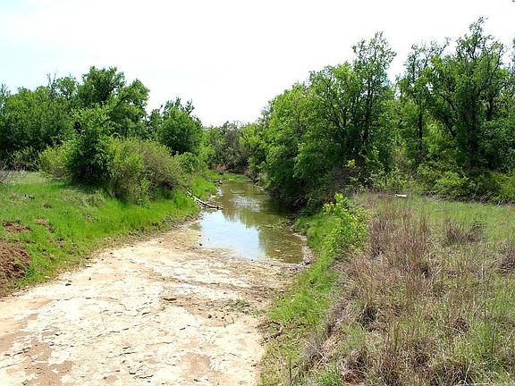 2nd image of 3842 Highway 1027
