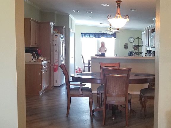 5th image of 3529 Copenhagen St