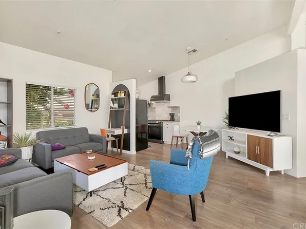 11377 Osborne Pl, Sylmar, CA 91342