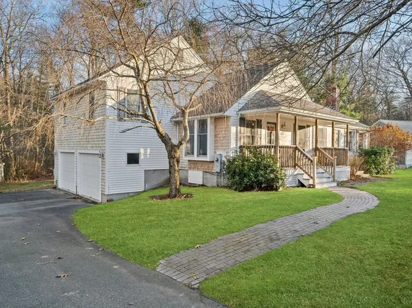128 Bernard Cir, Abington, MA 02351