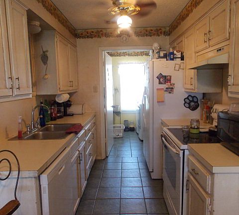 4th image of 10905 E County Road 104