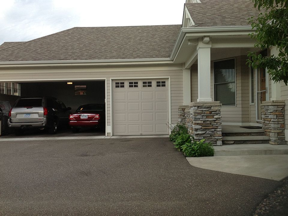 1st image of 9 Hawthorne Ct