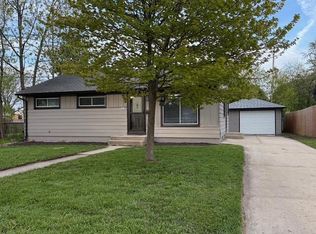5818 S Swift Ave, Cudahy, WI 53110