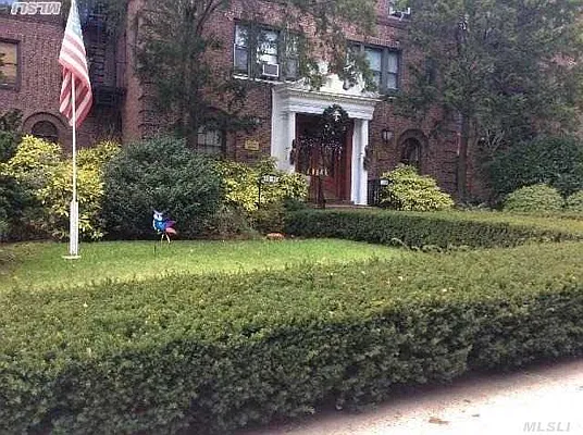 Sold by Douglas Elliman | media 8