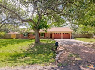 704 Kelly Crick Rd, Victoria, TX 77904
