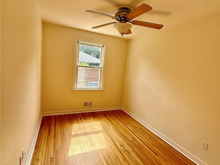 113 Argyle Ave #LOWER — Photo 20