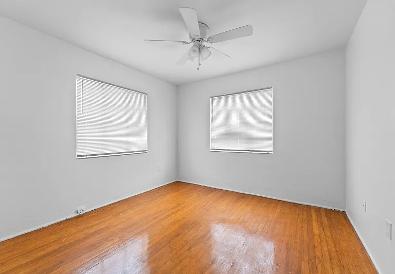 Concord Lake Apartments — Photo 8