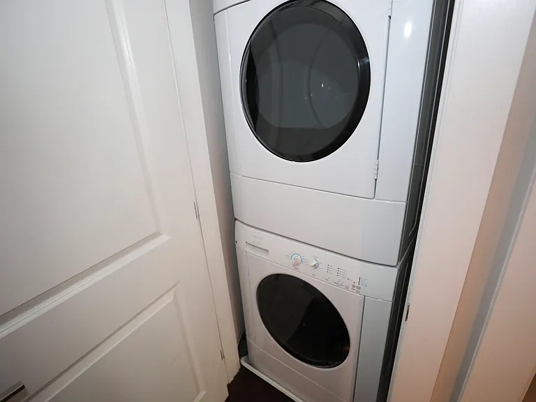 Laundry In-unit