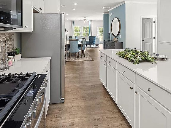 3rd image of 289 Vista Ln