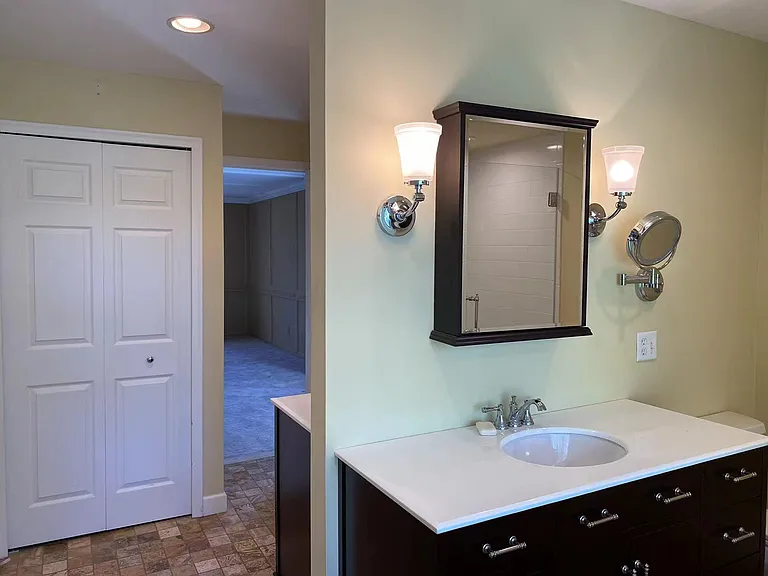 323 Shellbourne Dr — Photo 17