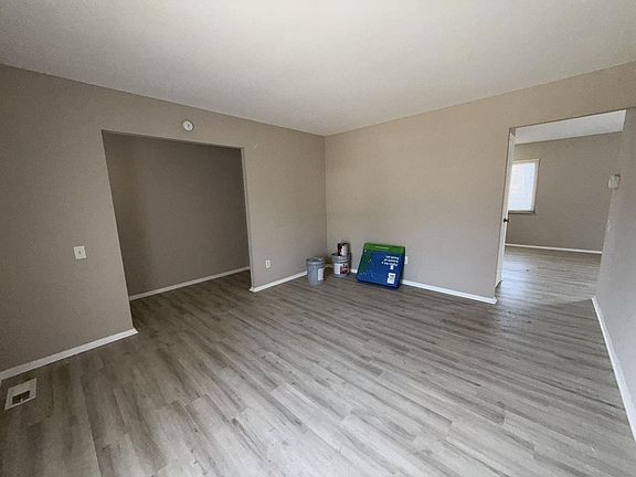 4th image of 1724 Orletto Way