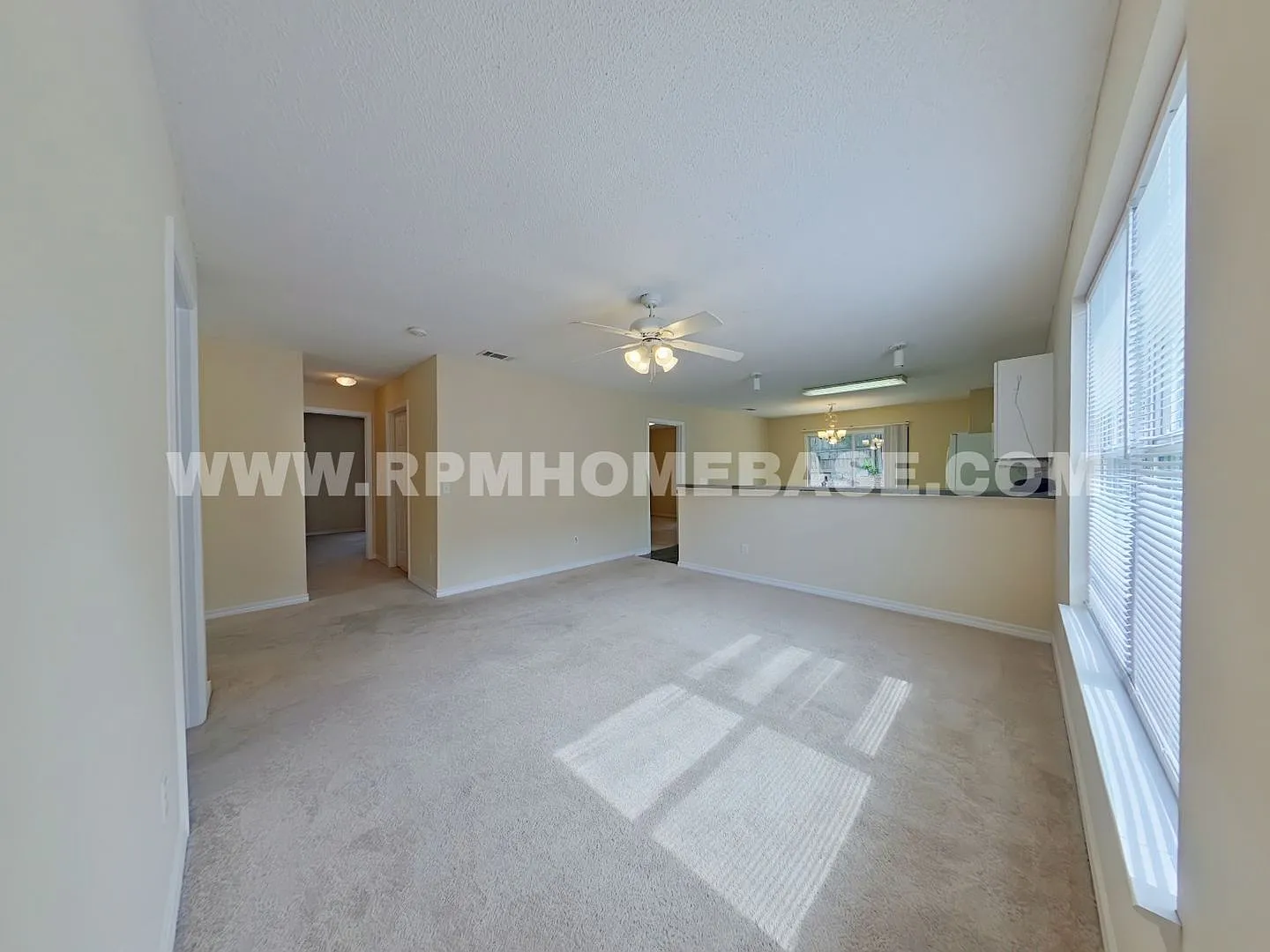 Charming & Well-Located 3-Bedroom Home in Crestview — Photo 2
