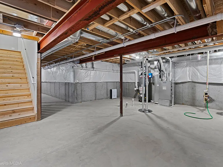 4019 Faith Ln — Photo 32