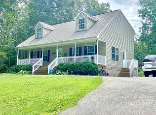 5841 Long Beach Dr, Saint Leonard, MD 20685