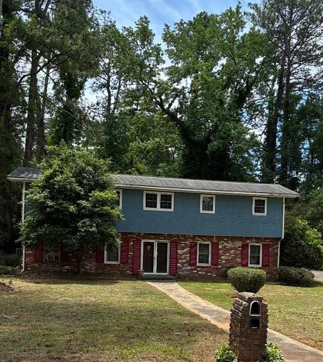 1st image of 3034 Sunset Ln