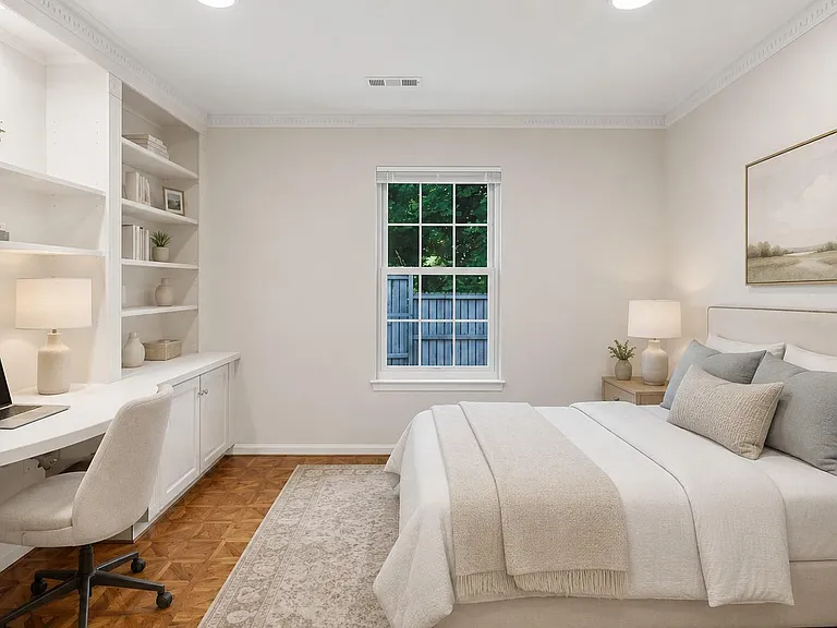 1433 McLean Mews Ct — Photo 31