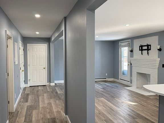 5th image of 3 Island Ave APT 3